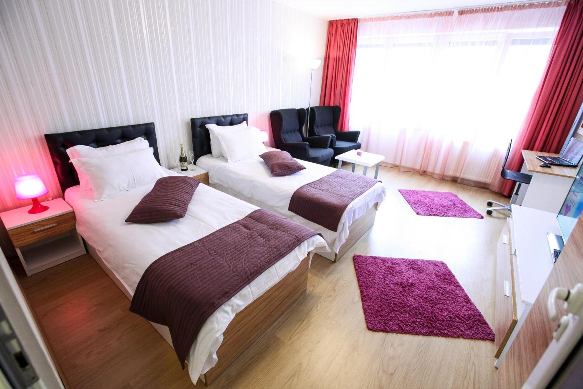 Highstyle Downtown Apartment Bucharest Room photo